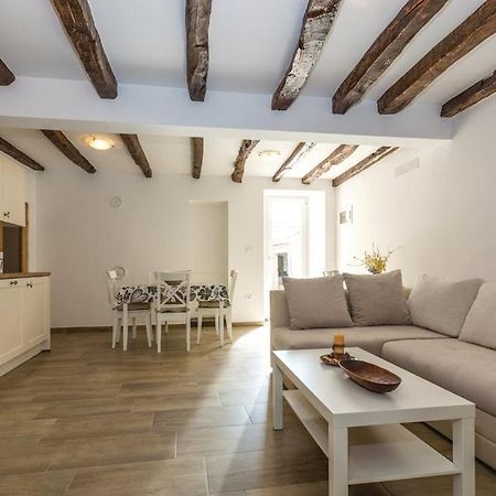 Apartment Nena- Apartman Sa Posebnim Ulazom U Prizemlju, Terasom I Zelenom Okucnicom Rakotule Екстериор снимка